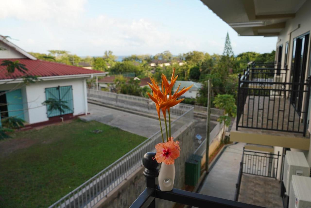 B Holiday Apartments Beau Vallon  Buitenkant foto